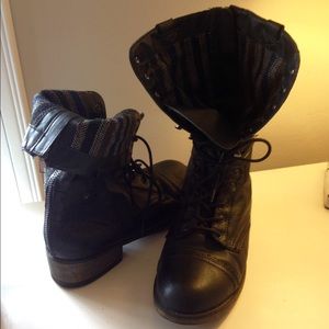 Steve Madden short black boots