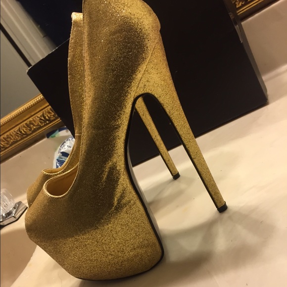 Gigi platform heels