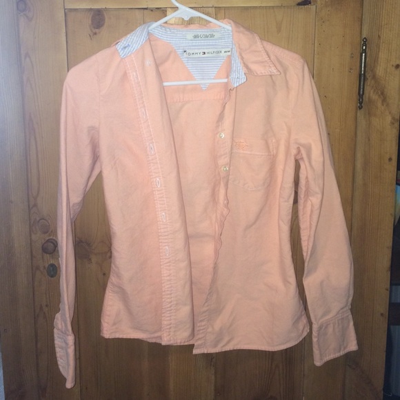 Tommy Hilfiger peach button up XSmall
