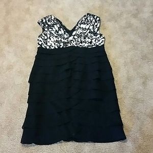 Dress barn Dress black and white size 14