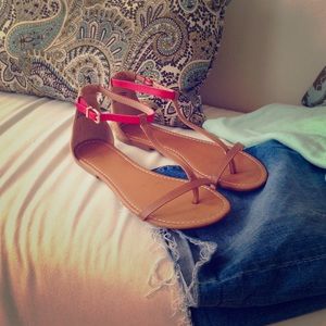 Adorable Express Color Block Sandals