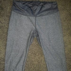 RESERVED Grey Capri Slim Fit