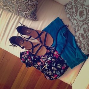 Fabulous Black Express Sandals NWOT