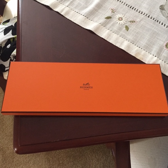 Authentic Hermes box with bow
