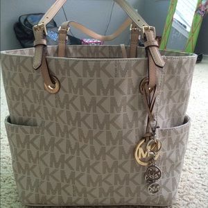 MK purse