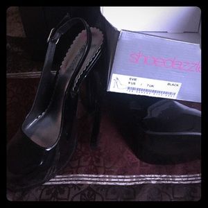 Shoedazzle evie sz 9