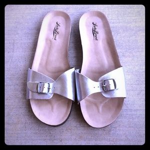 Lucky Brand silver sandals