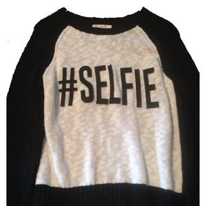 selfie sweater