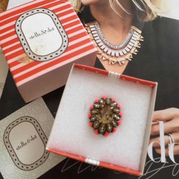 Stella & Dot adjustable ring