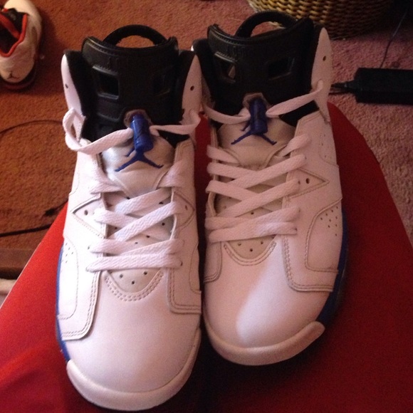 Nike Shoes - Jordan retro 6 sport blue !