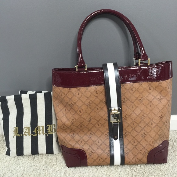 Lamb Over the shoulder bucket bag