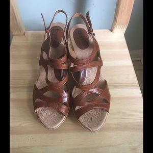 Tan leather wedges