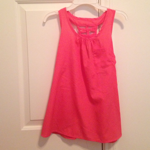 Coral tank top