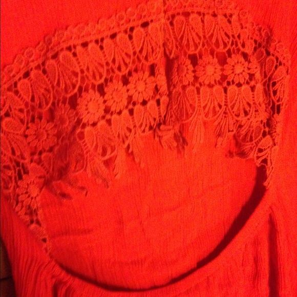 Bell Sleeve Red Dress - Picture 3 of 4