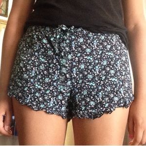 🍍On Hold🍍Blue floral shorts