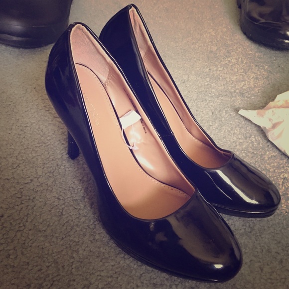 black heels