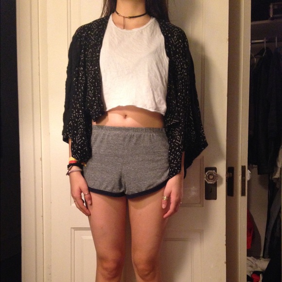 B&W Lace Back Short Kimono - Picture 1 of 4