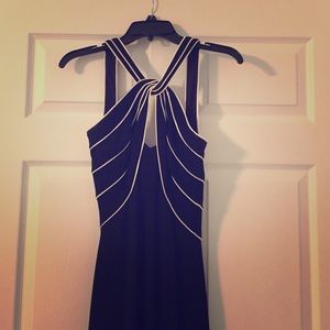 Formal cache gown