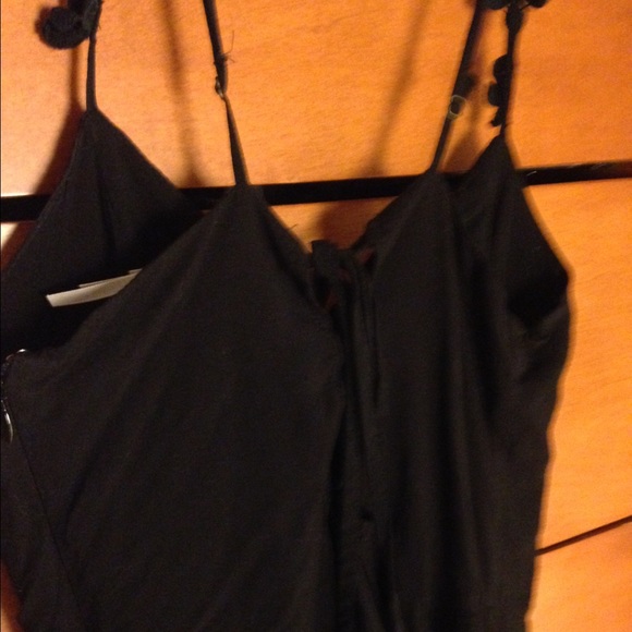 Black Daisy Chain Dress - Picture 4 of 4