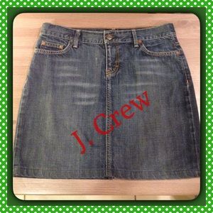 J Crew denim mini size 29. Gently used.