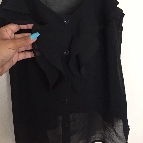 Black top - Picture 2 of 3