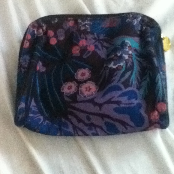 Makeup bag