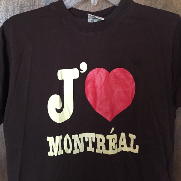 Canada love tee