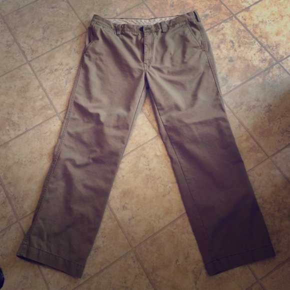 Men's Khaki Pants
