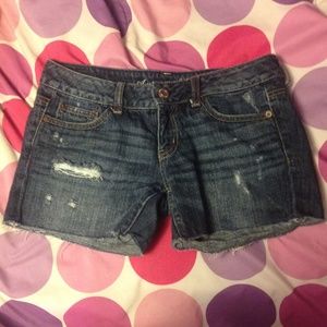 Great condition AE shorts