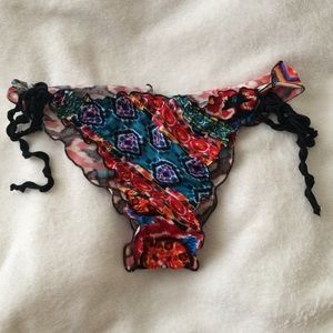 Patterned Cheeky Scrunch Bikini Bottoms
