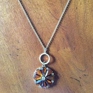 Gold drop pendant necklace