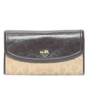 Coach wallet