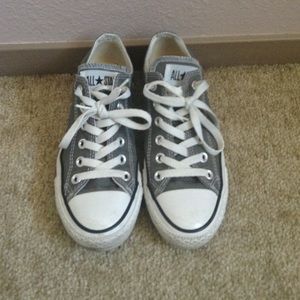 Converse Chuck Taylors All Star in gray