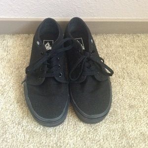 Vulcanized Vans in black