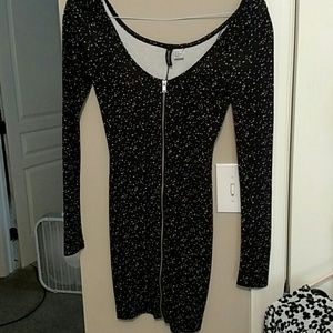 H&M long sleeved zip dress