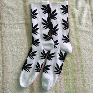 Black & white huf socks (never worn)