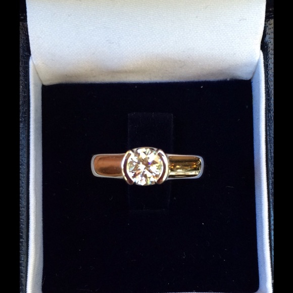 💎💎White Gold Diamond Wedding/Engagement Ring💎💎 - Picture 2 of 3