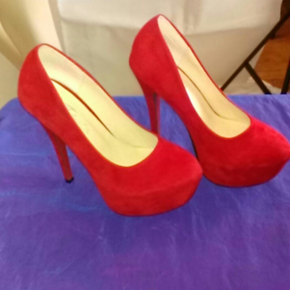 A New Without Tags Stiletto High Heels - Picture 4 of 4