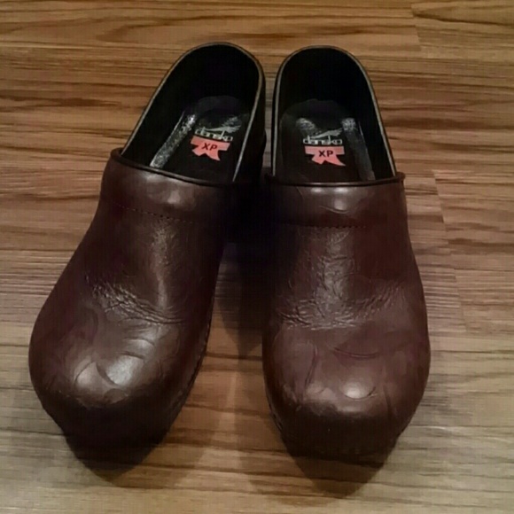 SOLD Dansko Xp Brown print size 40 - Picture 2 of 4