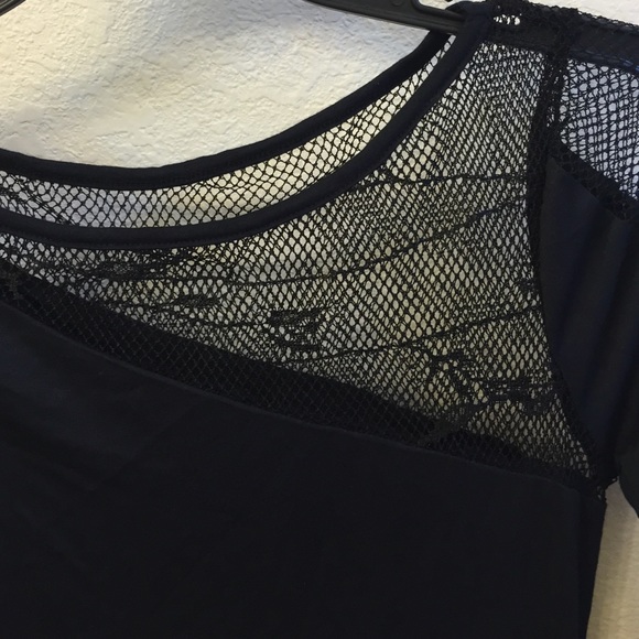 Black Top - Picture 4 of 4