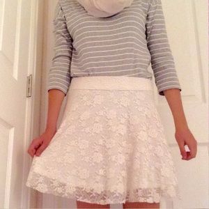 | host pick! 🎉 | creamy white lace skirt