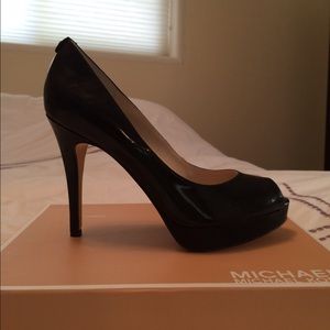Michael Michael Kors black patent peep toe heels