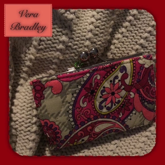 Vera Bradley Handbags - 💥Vera Bradley small Kisslock Wallet NWT