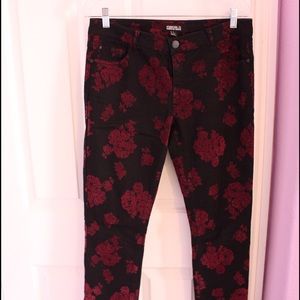 Velvet Flower Skinny Jeans