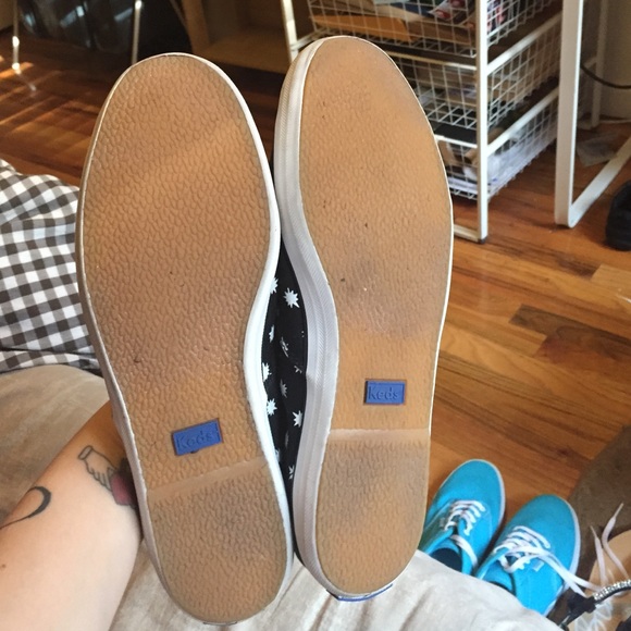 Black and white keds - Picture 3 of 3