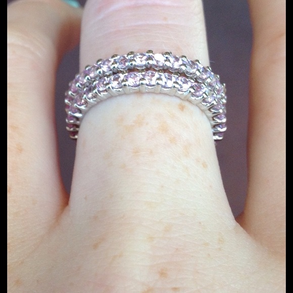 💍💕Stackable Light Pink Sapphire Rings💕💍 - Picture 1 of 4