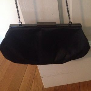 Clutch/ over the shoulder