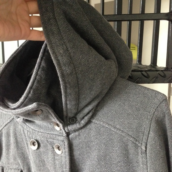 Button Up jacket - Picture 3 of 4