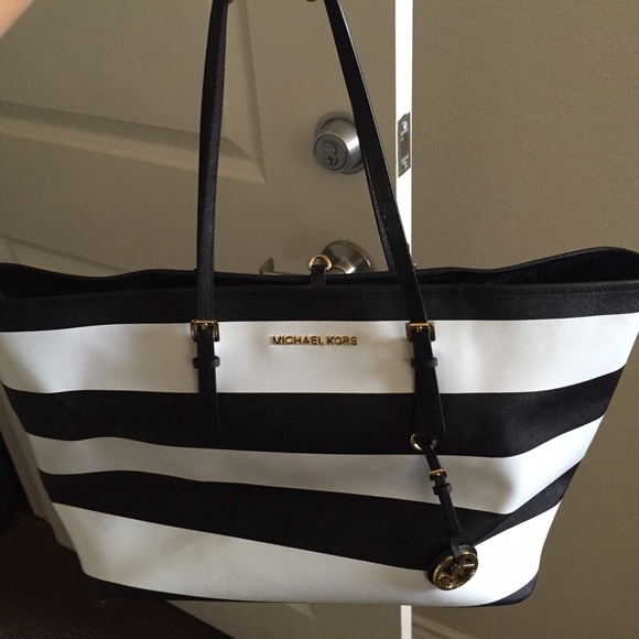 Michael Kors black and white leather tote