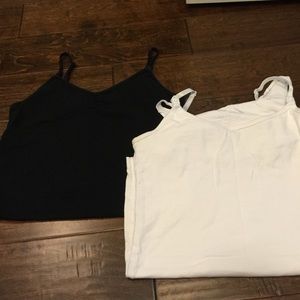 Bundle* nursing tanks